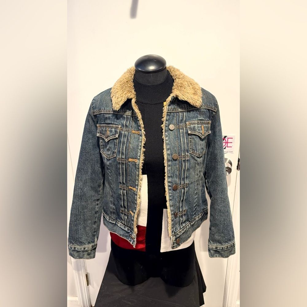 GAP Blue Denim Jacket with Tan Sherpa Lining